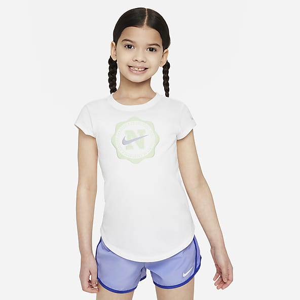 Younger Kids 4T 7 White Lifestyle Graphic T Shirts. Nike BE